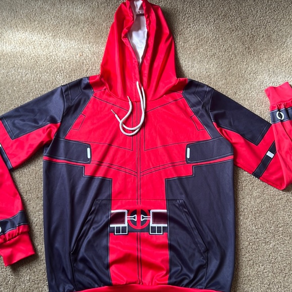 Marvel Deadpool Hoodie - Picture 1 of 5
